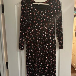 Boden Black Long-Sleeve Printed Midi Dress with Red and White Motif